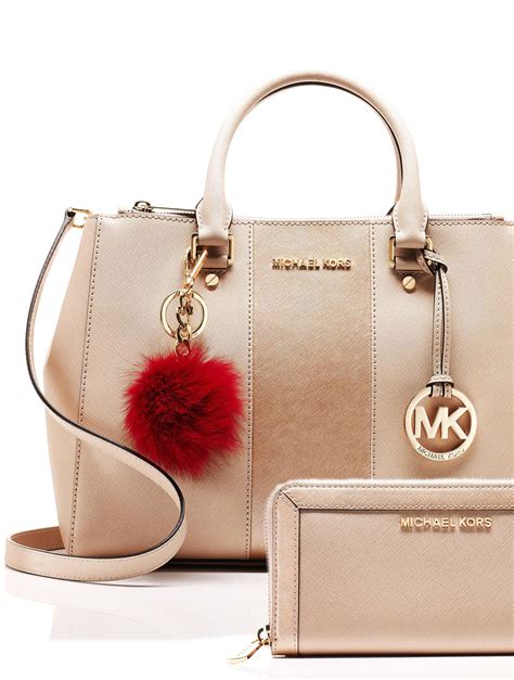 michael kors bag with wallet.